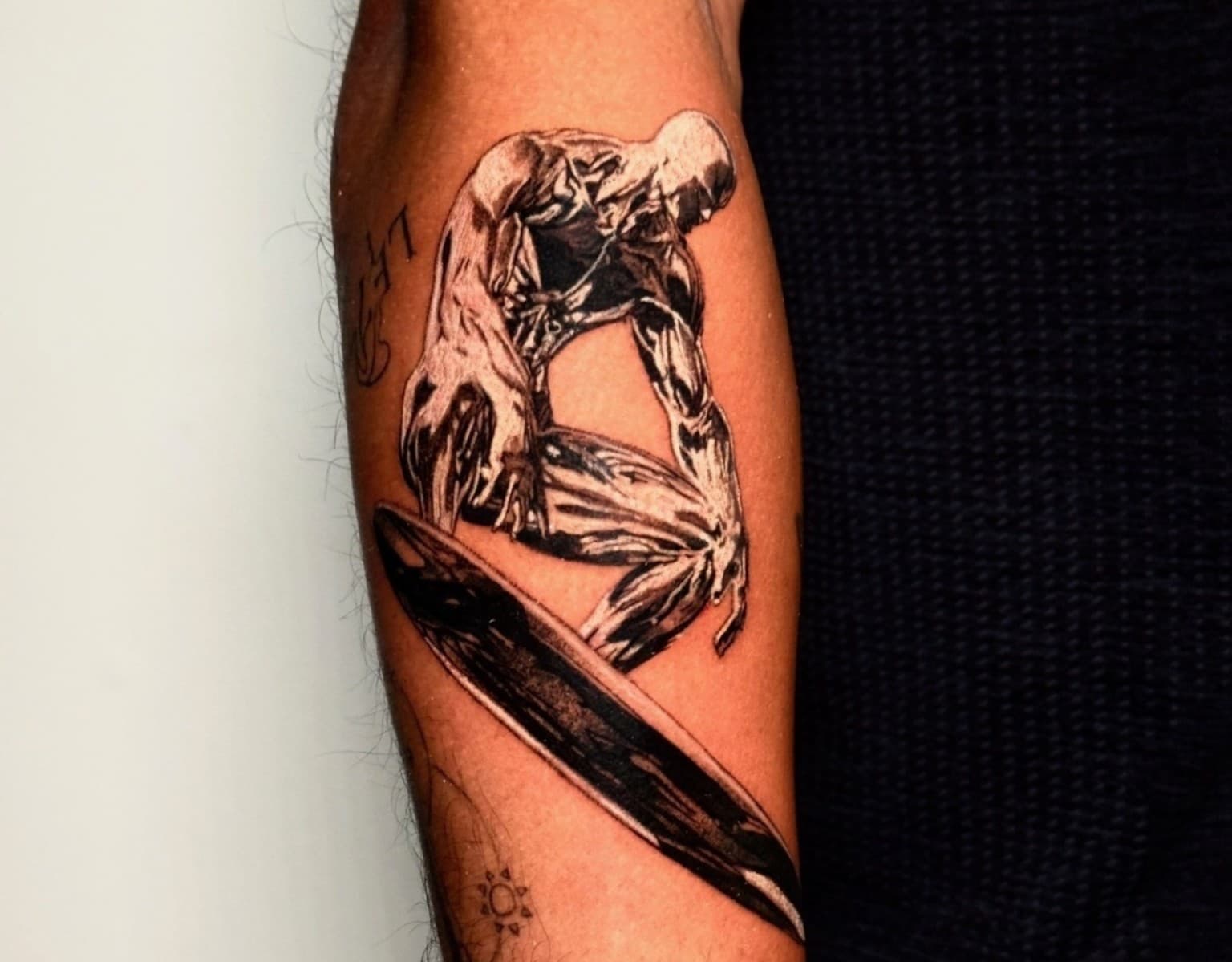 marvel hero - silver surfer